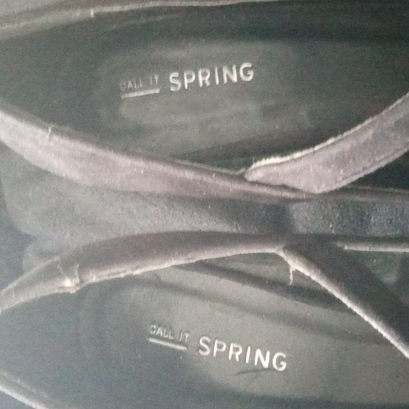 Call it SPRING Women's heels sz. 7.5 - Picture 4 of 5
